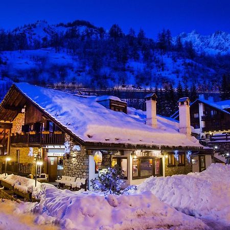 Hotel Pilier D'Angle & Wellness Courmayeur Exterior photo