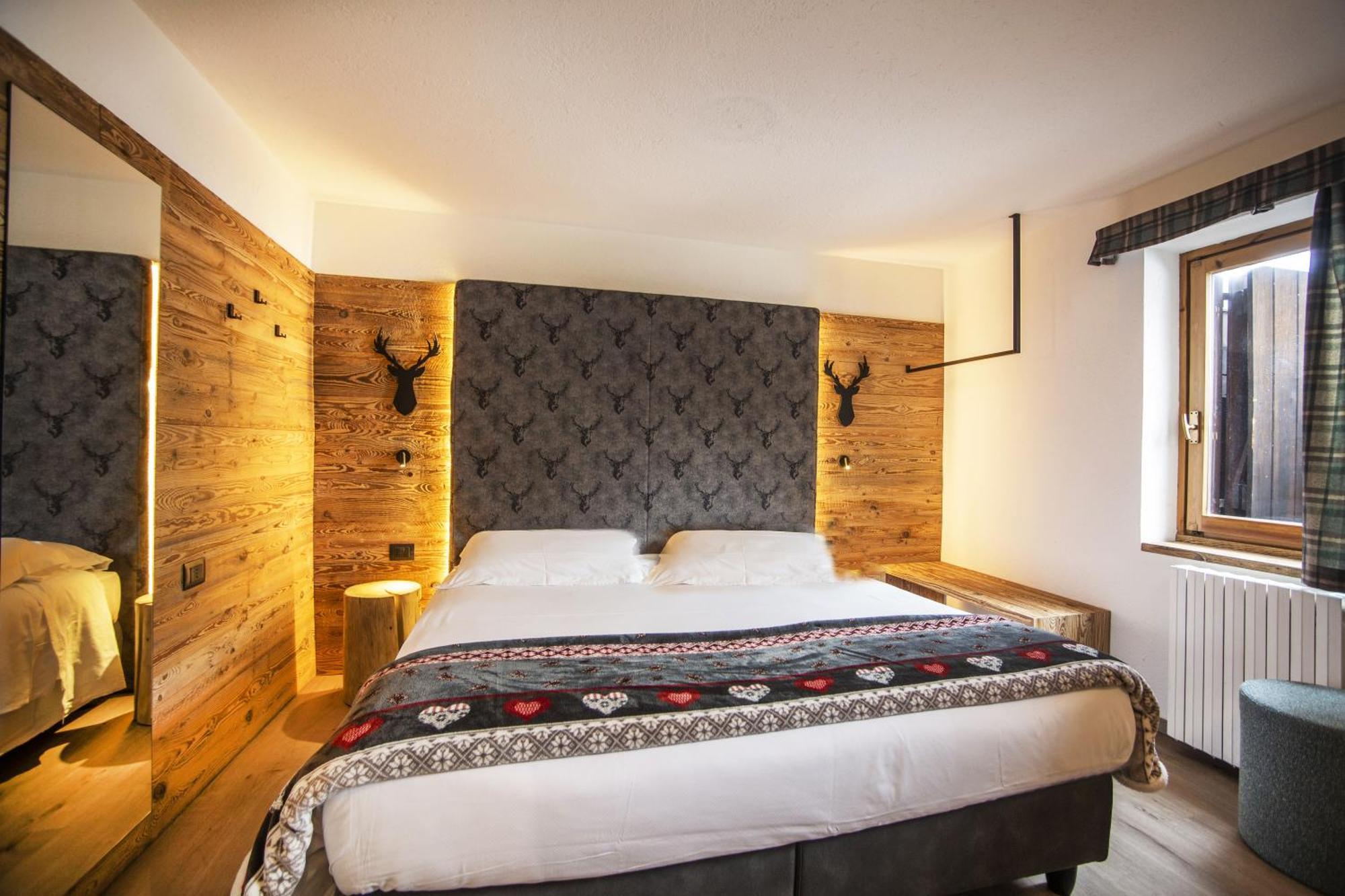 Hotel Pilier D'Angle & Wellness Courmayeur Exterior photo