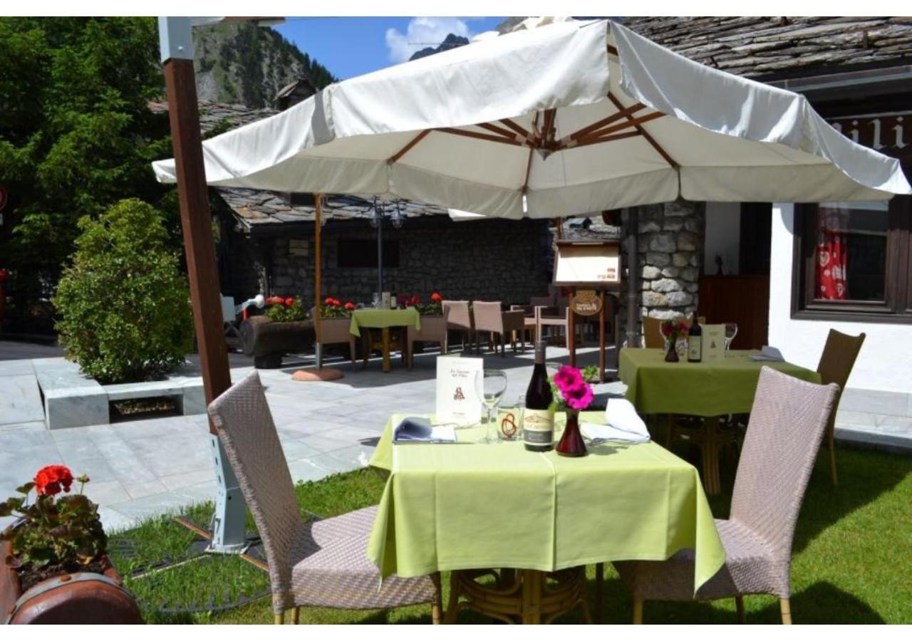 Hotel Pilier D'Angle & Wellness Courmayeur Exterior photo