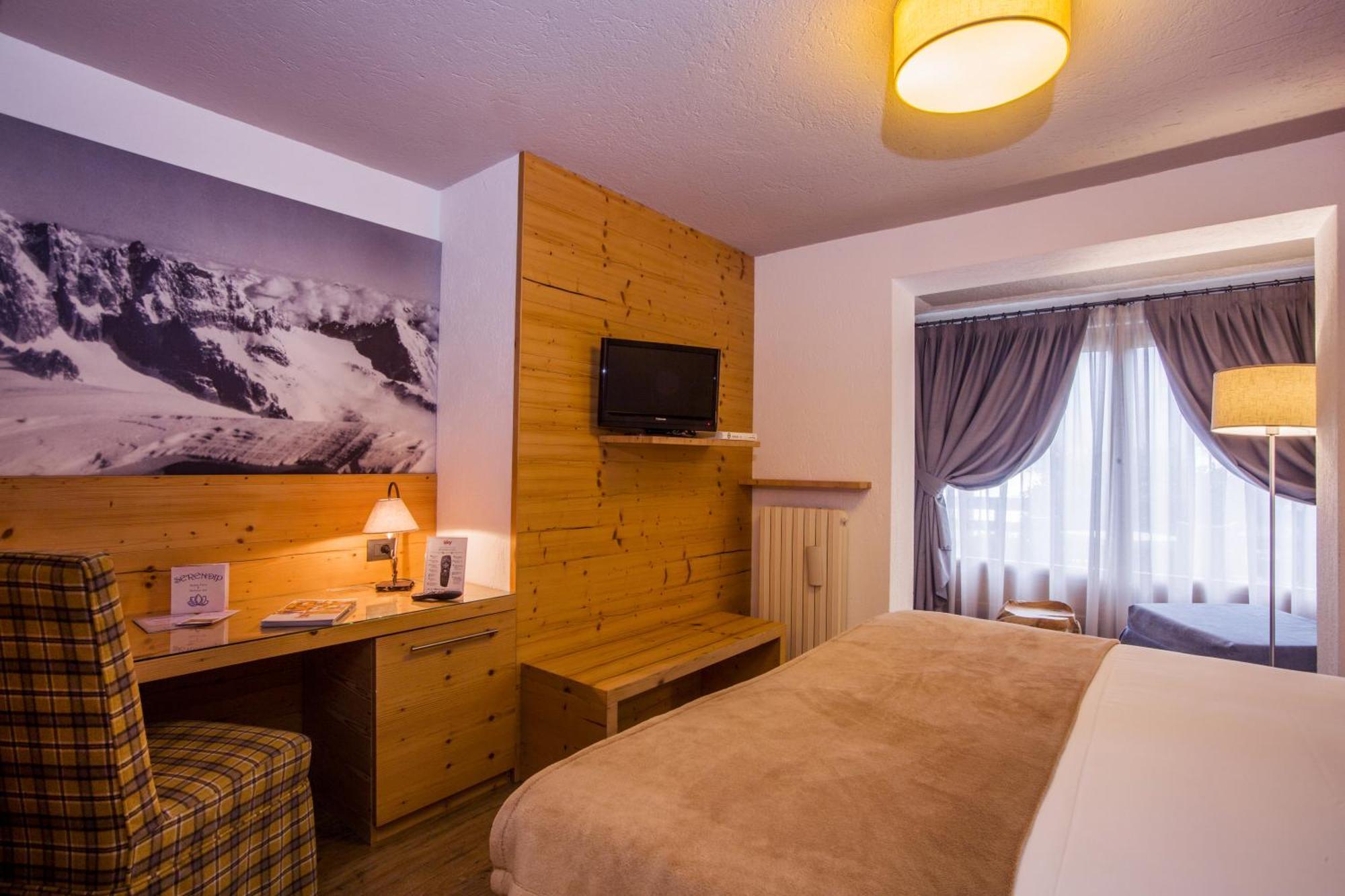 Hotel Pilier D'Angle & Wellness Courmayeur Exterior photo