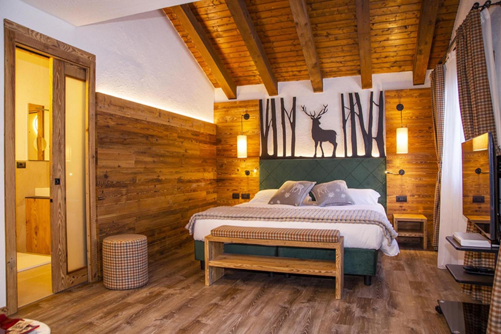 Hotel Pilier D'Angle & Wellness Courmayeur Exterior photo