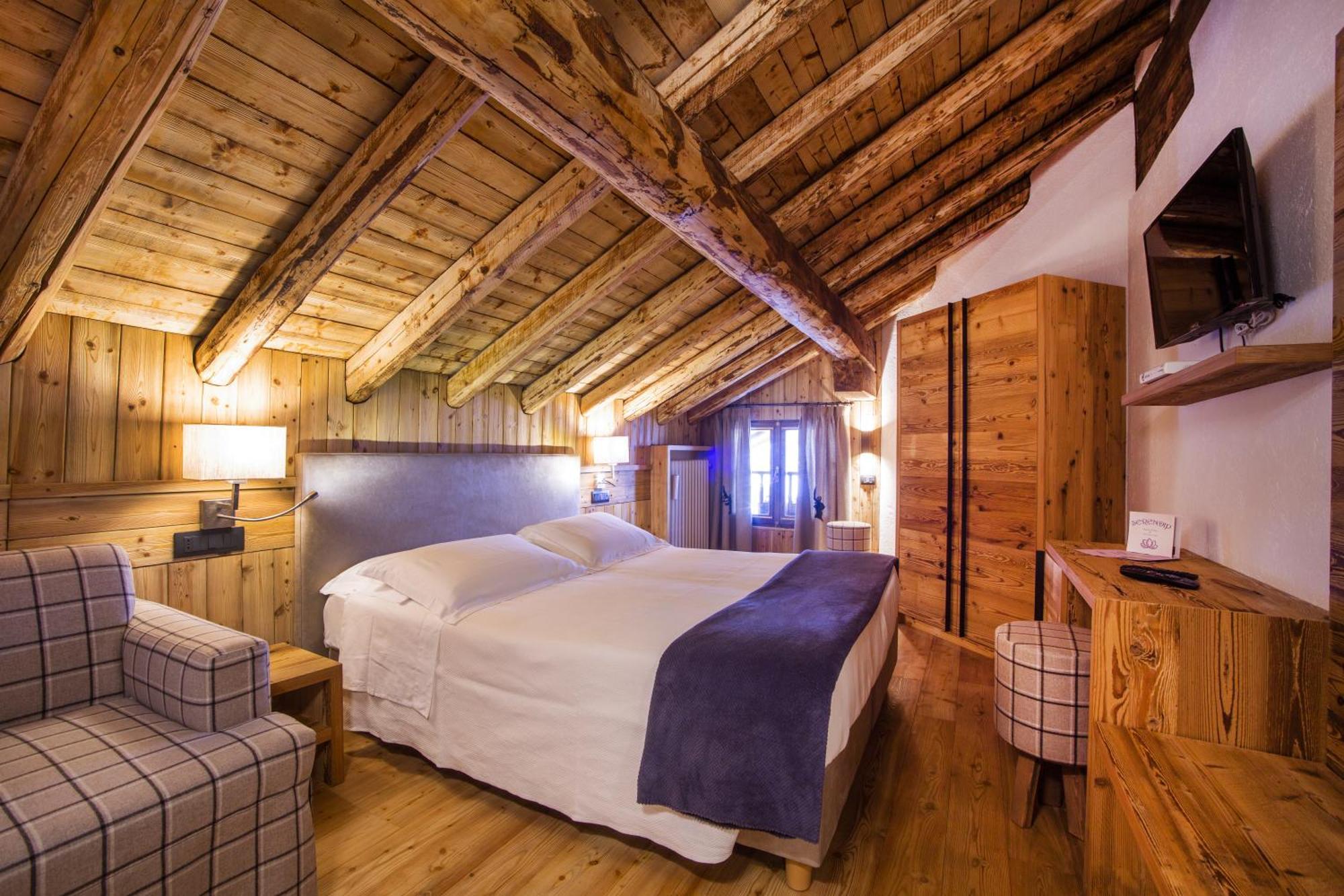 Hotel Pilier D'Angle & Wellness Courmayeur Exterior photo
