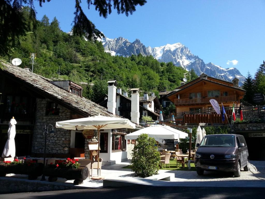 Hotel Pilier D'Angle & Wellness Courmayeur Exterior photo